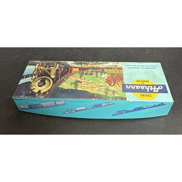 Athearn HO Scale 1526 Union Pacific 62' Tank Car Black Assembled Box - Picture 12 of 12